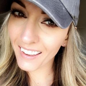 Meet your Posher, Missy